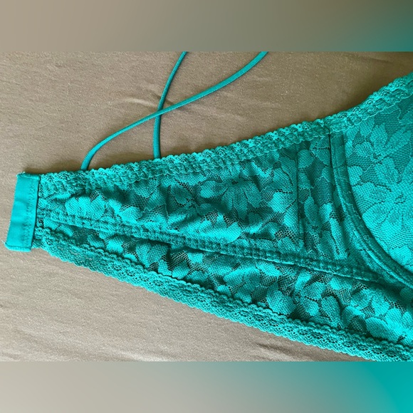 PINK Lace Wired Push Up Bralette - Picture 8 of 13